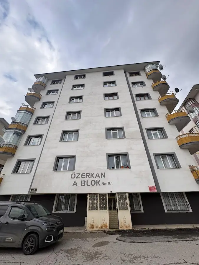 REMAX İLKE'DEN KAYAKYOLU'NDA 3+1 KİRALIK DAİRE