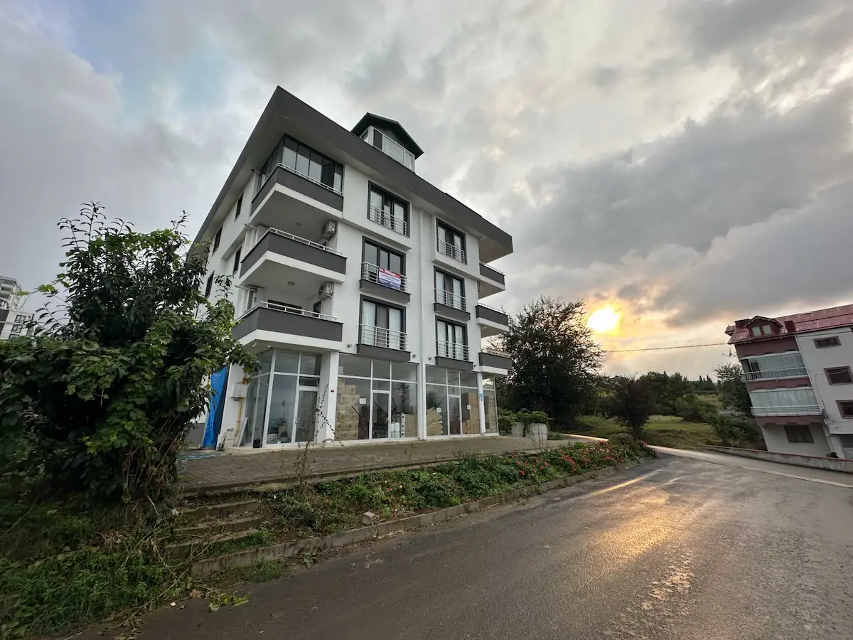 SÖĞÜTLÜ SINAV KOLEJİ ARKASI 3+1 KİRALIK DAİRE ( SIFIR AYARINDA)