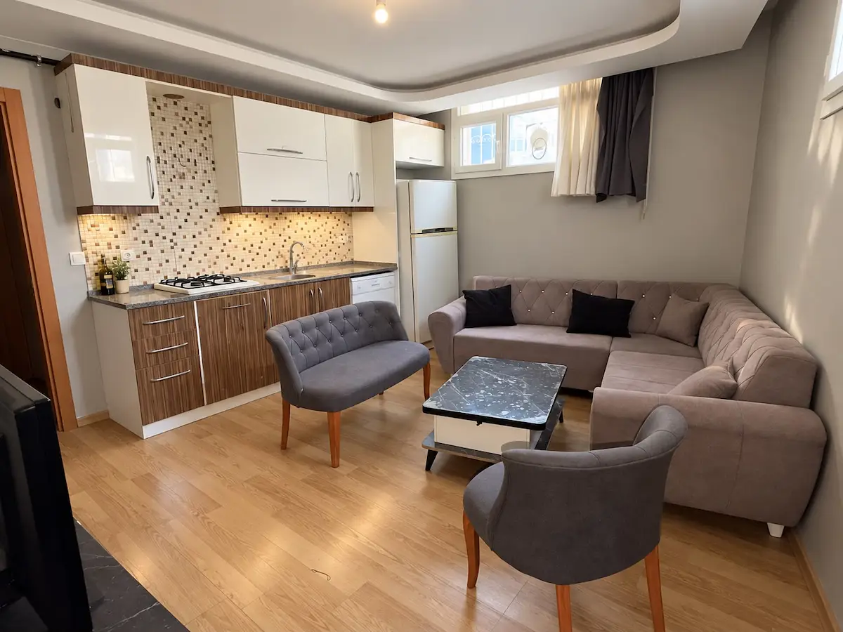 BUCA DİCLE MAH’DE EŞYALI 2+1 SATILIK DAİRE
