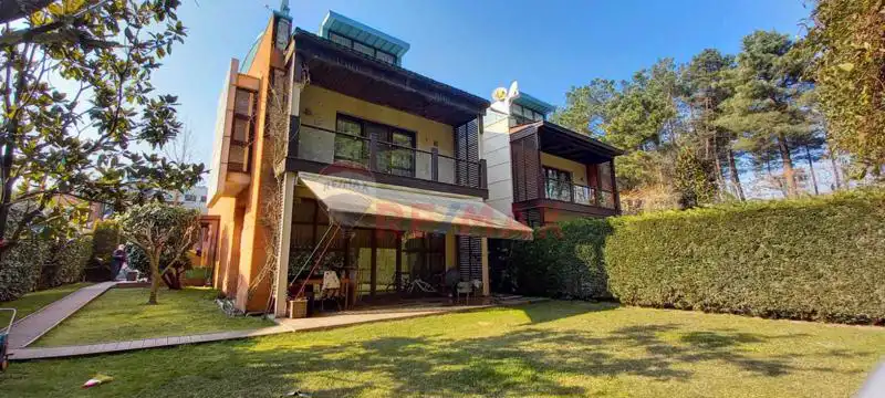 ÇEKMEKÖY, SUR YAPI VILLA SERA EVLERI TRIPLEX VILLA ORMAN MANZARALI 2
