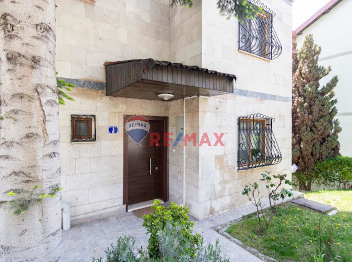 ÇAYYOLU KORU MAHALLESİ YEŞİLTEPE SİTESİ SATILIK VİLLA