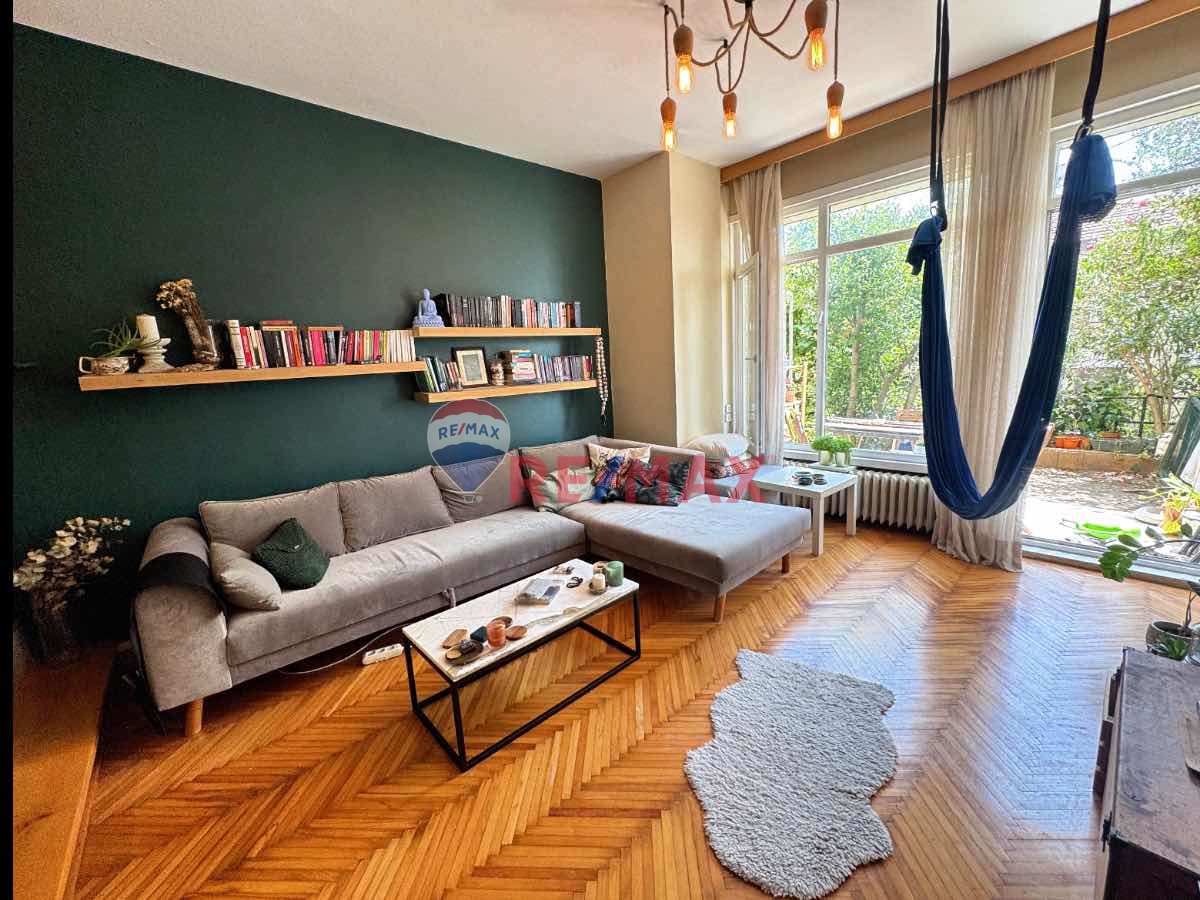 GÜMÜŞSUYUNDA DENİZ MANZARALI BAHÇE KULLANIMLI 2+1 SATILIK DAİRE