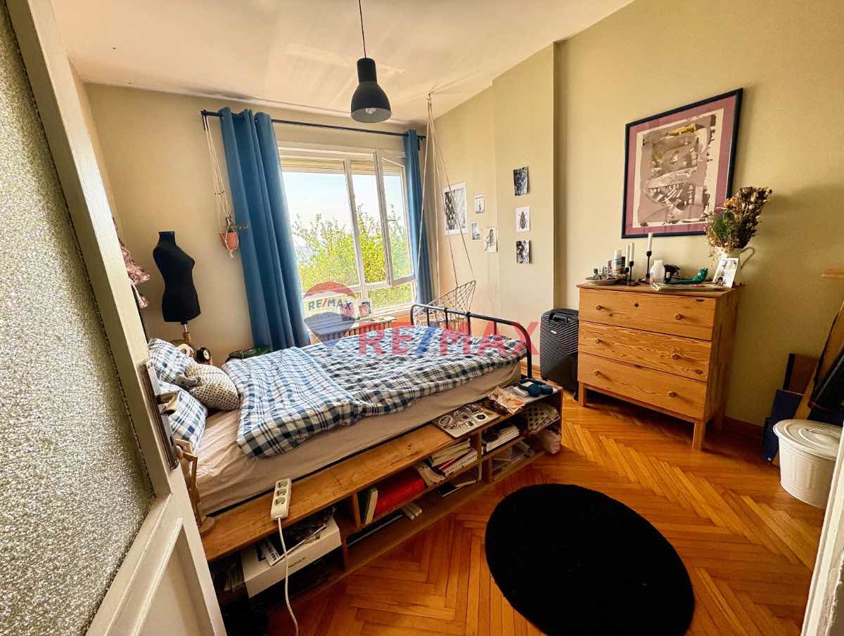 GÜMÜŞSUYUNDA DENİZ MANZARALI BAHÇE KULLANIMLI 2+1 SATILIK DAİRE