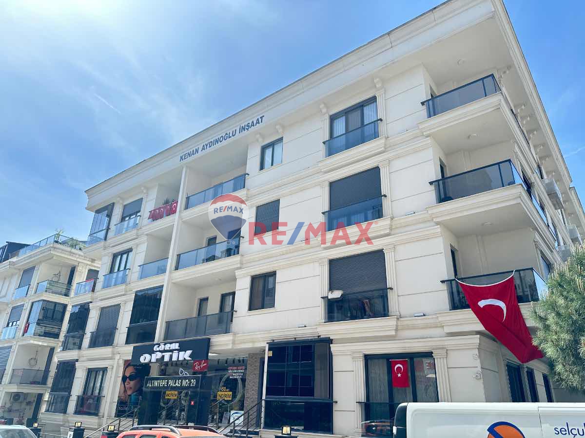 ALTINTEPE CIHADIYE CADDESI KAPALI OTOPARKLI KIRALIK 2+1 DAIRE