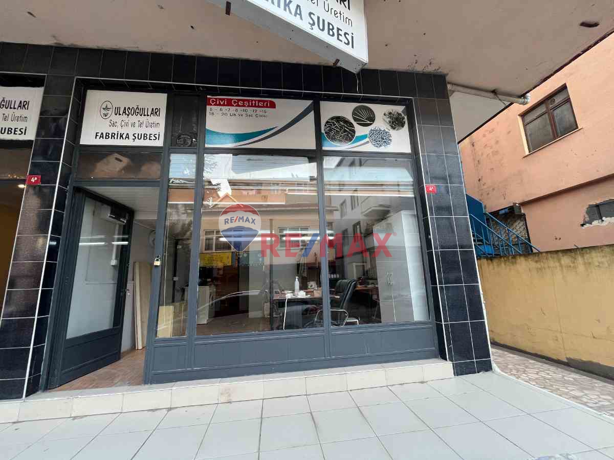 RE/MAX’TEN METROYA 2 DK, ALEMDAĞ CADDESİNİ GÖREN DÜKKAN