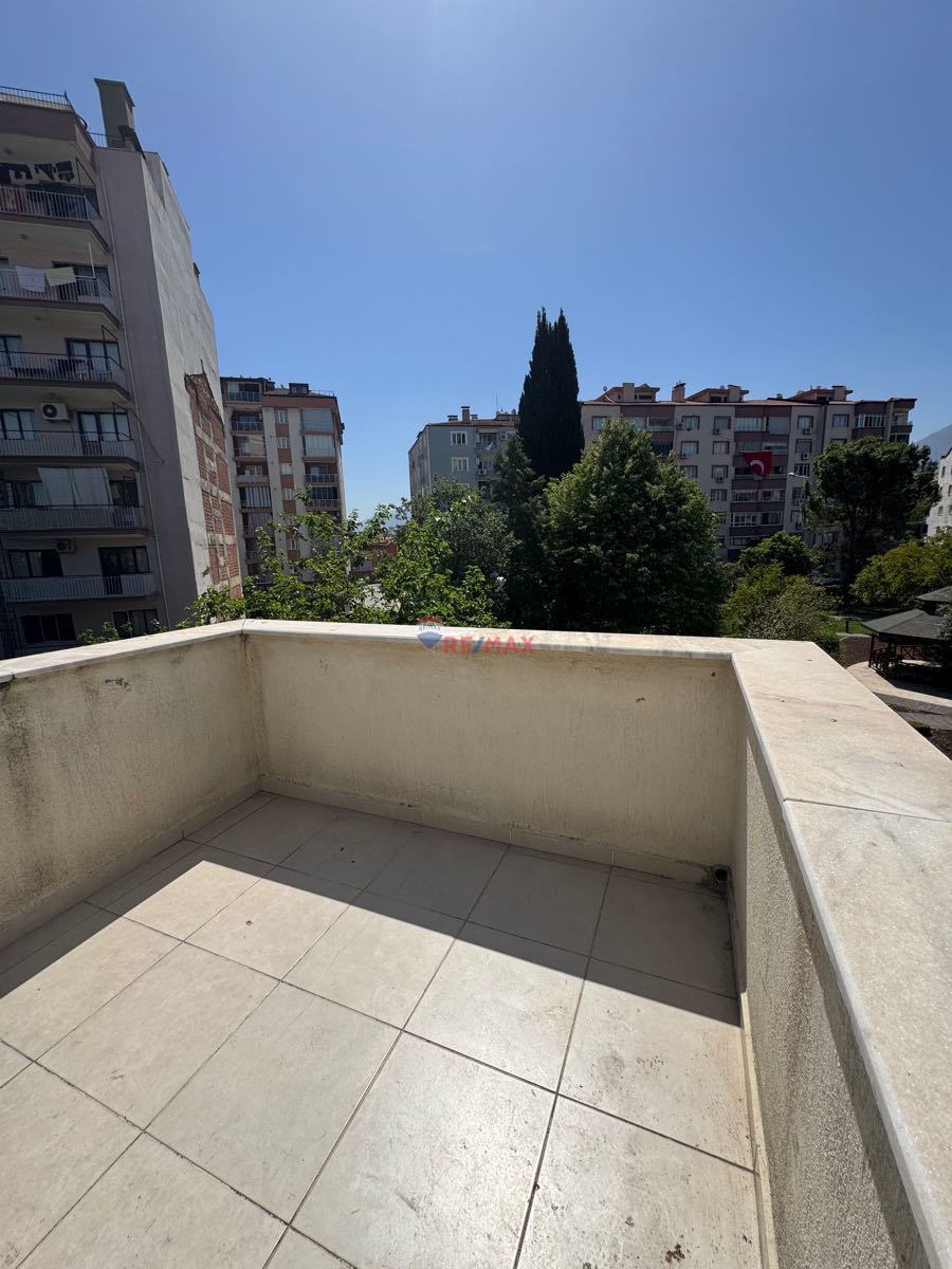 DENİZLİ VALİ KONAĞI PARKI MANZARALI SATILIK SÜPER 2+1