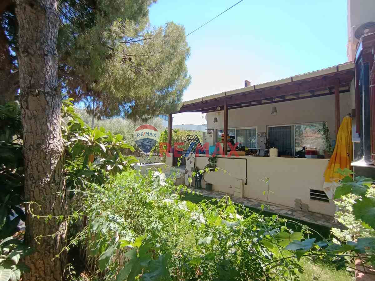 URLA DENİZLİ DE 2 VILLA IMARLI , 292 M2 ARSA ,KULLANIMDA YAPI MEVCUT