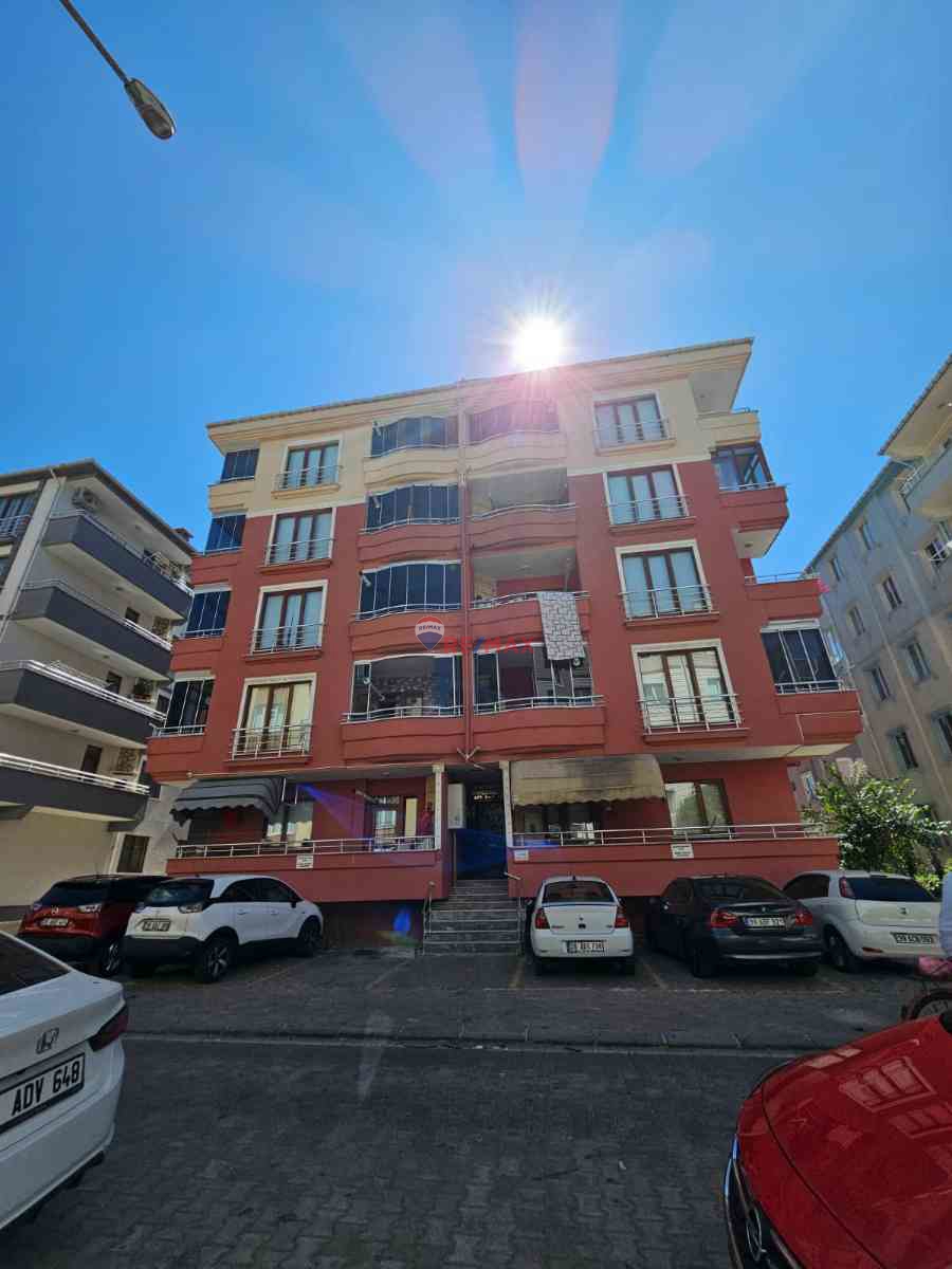 HÜRRİYET MAHALLESİNDE SATILIK GENİŞ ARAKAT 3+1 DAİRE