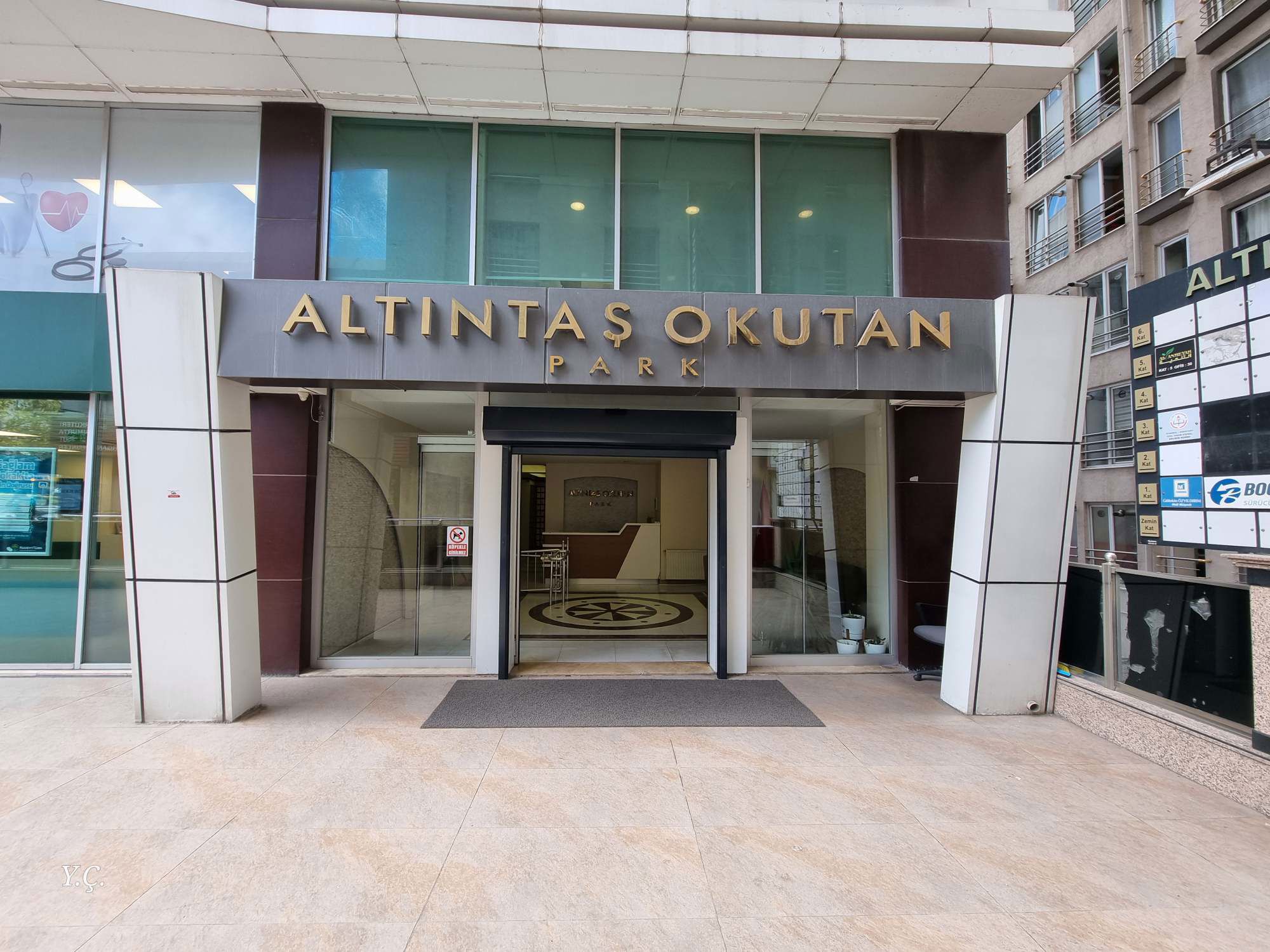 ESENYURT CUMHURİYET MH. ALTINTAŞ OKUTAN PARK SATILIK 1+1 GENİŞ OFİS