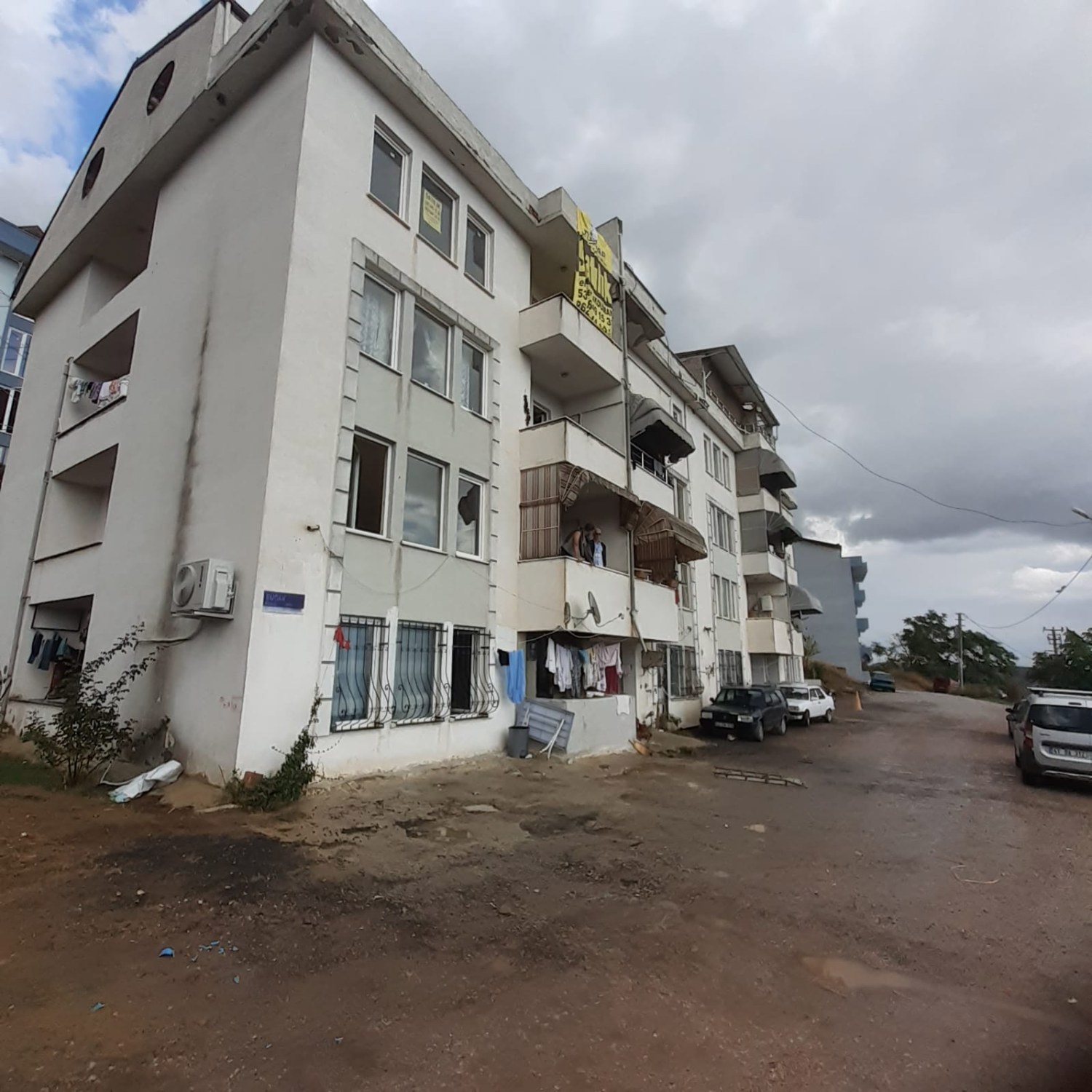 İZMİT GÜNDOĞDU MAHALLESİNDE KİRALIK 3+1 DAİRE