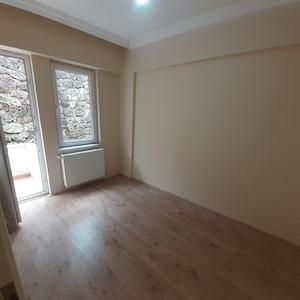 İZMİT GÜNDOĞDU MAHALLESİNDE KİRALIK 3+1 DAİRE