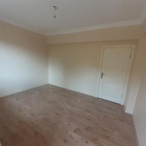 İZMİT GÜNDOĞDU MAHALLESİNDE KİRALIK 3+1 DAİRE