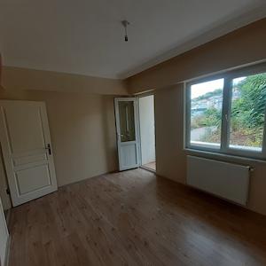 İZMİT GÜNDOĞDU MAHALLESİNDE KİRALIK 3+1 DAİRE