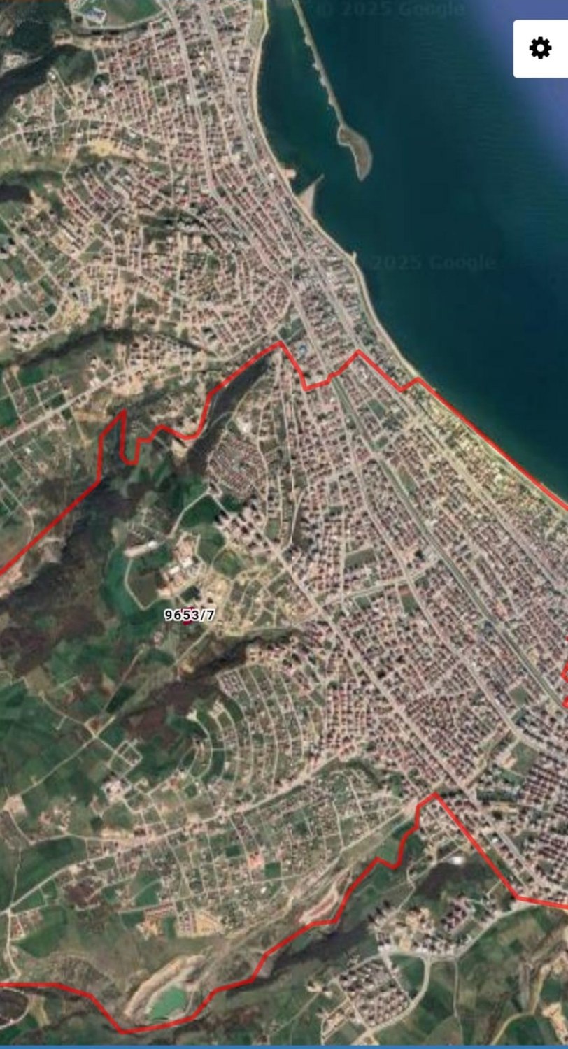 ALANLI'DA PARSELİZASYONU YAPILMIŞ TARLA HİSSESİ