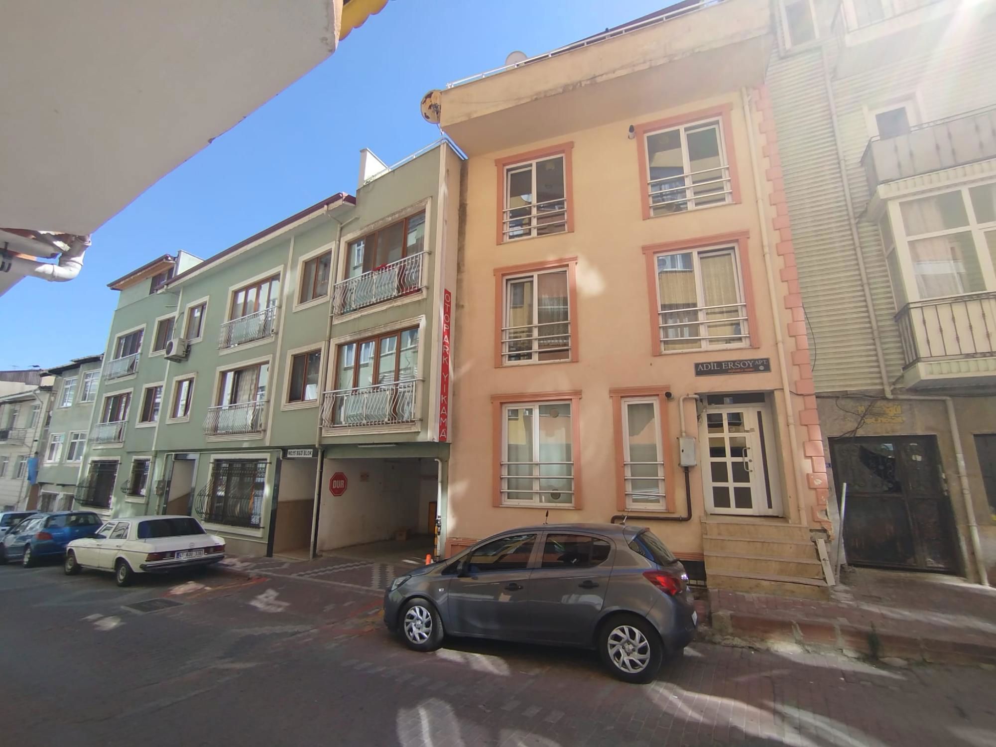 REMAX ÇARŞI'DAN CUMHURİYET PARKI'NDA KIRALIK 1+1 DAİRE