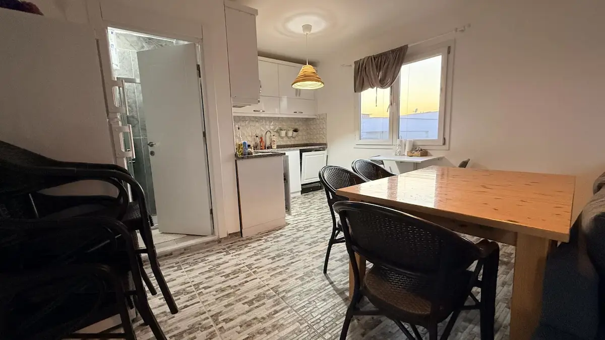 REMAX ADVANTAGE ARZU AKSARAY GÖMEÇ KARAAĞAÇTA TERASLI DAIRE