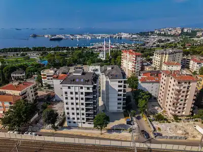 PENDİK SAHİLDE GENİŞ SİTE İÇERİSİNDE KİRALIK 4+1 LÜX DAİRE