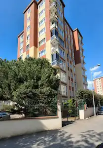 KÜÇÜKBAKKALKÖY’DE METROYA YAKIN 3+1 MANZARALI DAIRE