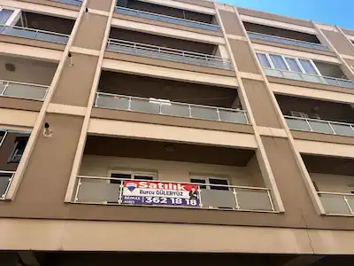 KARŞIYAKA' DA 2007 YAPIMI SATILIK BOŞ DAIRE