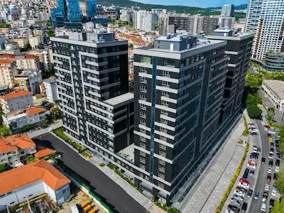 NK TAMDRAGOS İSKANLI 37M CEPHELİ KDV'LI 1.775M² CADDE MAĞAZASI