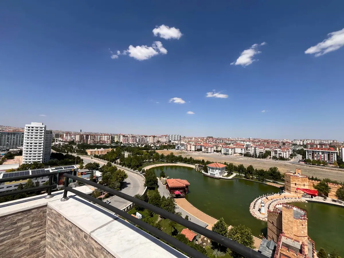 REMAX POINT'TEN YAZIR M1 TEPE KARŞISI YONCAPARK SİTESİ'NDE SATILIK DUBLEKS