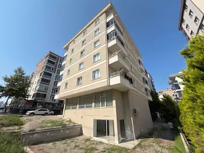 19 MAYIS BULVARI'NA CEPHE / BAHÇELİ / 85M2 NET | REMAX GÖKHAN