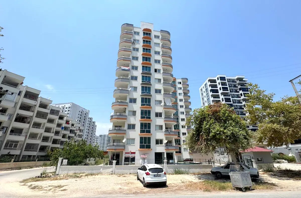 REMAX TOROS'TAN ARPAÇBAHŞİŞ'TE HAVUZLU SİTEDE SATILIK 2+1
