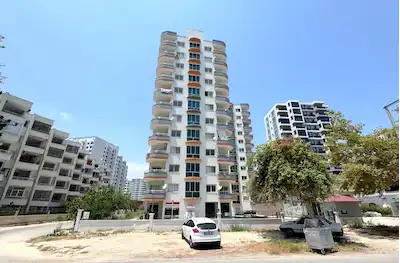 REMAX TOROS'TAN ARPAÇBAHŞİŞ'TE HAVUZLU SİTEDE SATILIK 2+1