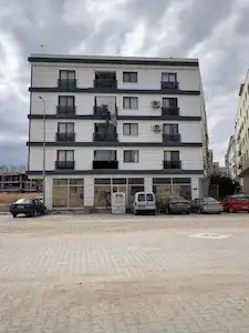 MURADİYE'DE 3 CEPHELİ, KOMPLE ÖNÜ AÇIK, OVA VE DAĞ MANZARALI DAİRE