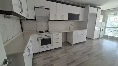 AHİMESUT'TA MERKEZİ KONUMDA GENİŞ KİRALIK 3+1 DAİRE