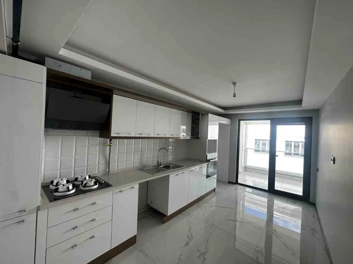 ESKİŞEHİR IHLAMUR KENT'TE SIFIR 3+1 DAIRE150M²AKILLI EV SISTEMI