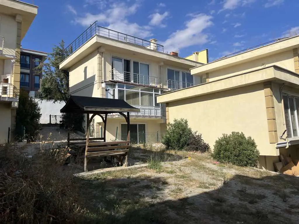 Property image 11