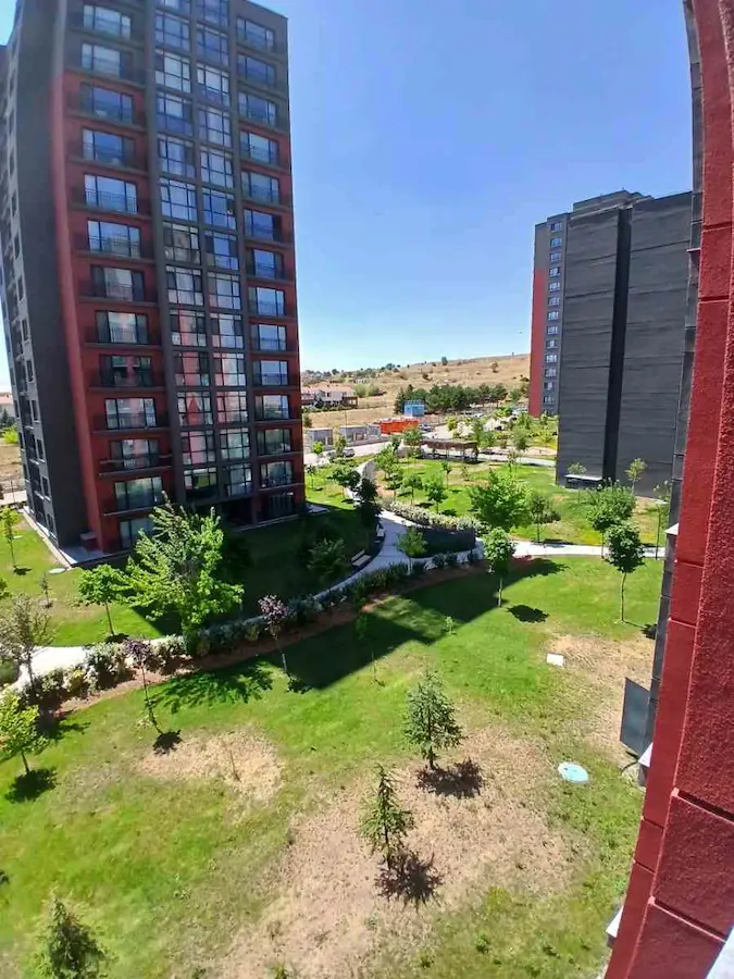 FERCE TULUMTAŞ SITESI 2+1 - NET 85 M2 - ARA KAT - SATILIK DAIRE