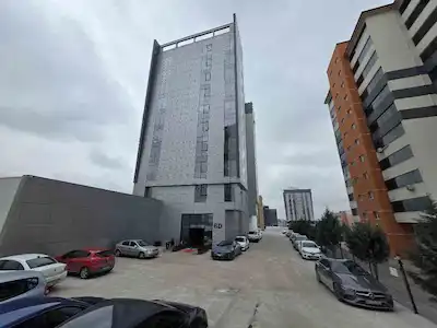 ANKARA YENİMAHALLE’DE 2023 I, 7. KATTA KİRALIK 50 M² MODERN OFİS
