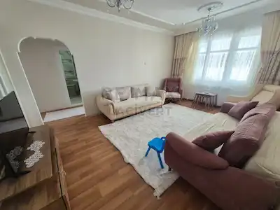 RE/MAX LACİVERT'TEN YENİŞEHİR'DE SATILIK 3+1 DAİRE