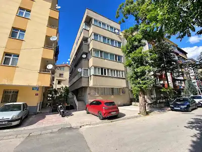ÇANKAYA FAKÜLTELER MAH. 1+1 EŞYALI UYGUN FİYATLI KİRALIK DAİRE