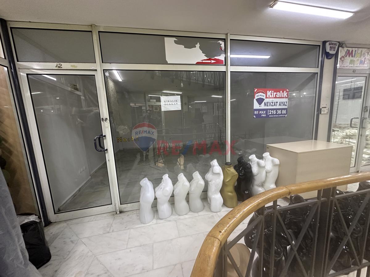 EMINÖNÜ, YEŞILDIREK, AMBARCI HANDA KIRALIK DÜKKAN & MAĞAZA