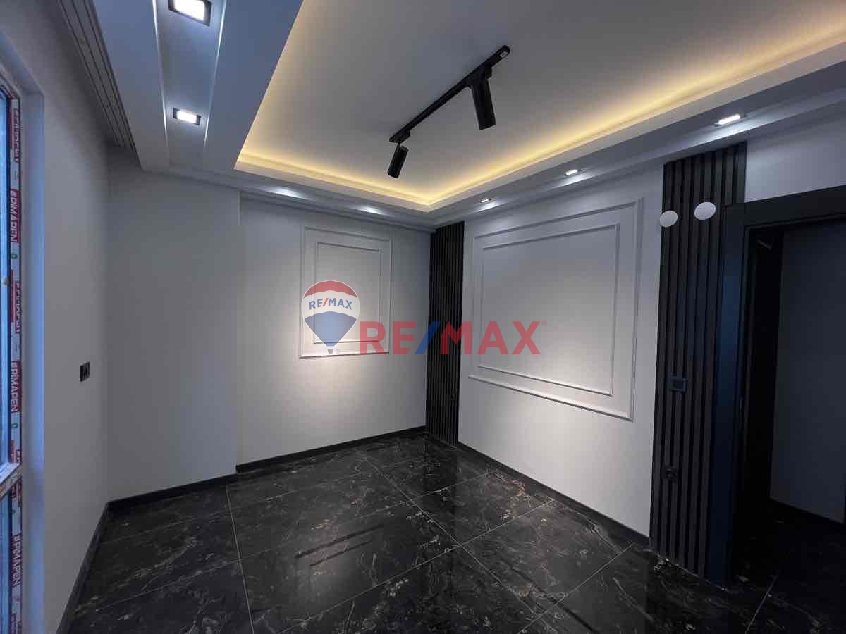 TRAMVAYA CEPHE KIRALIK OFIS 1 + 1 DAIRE