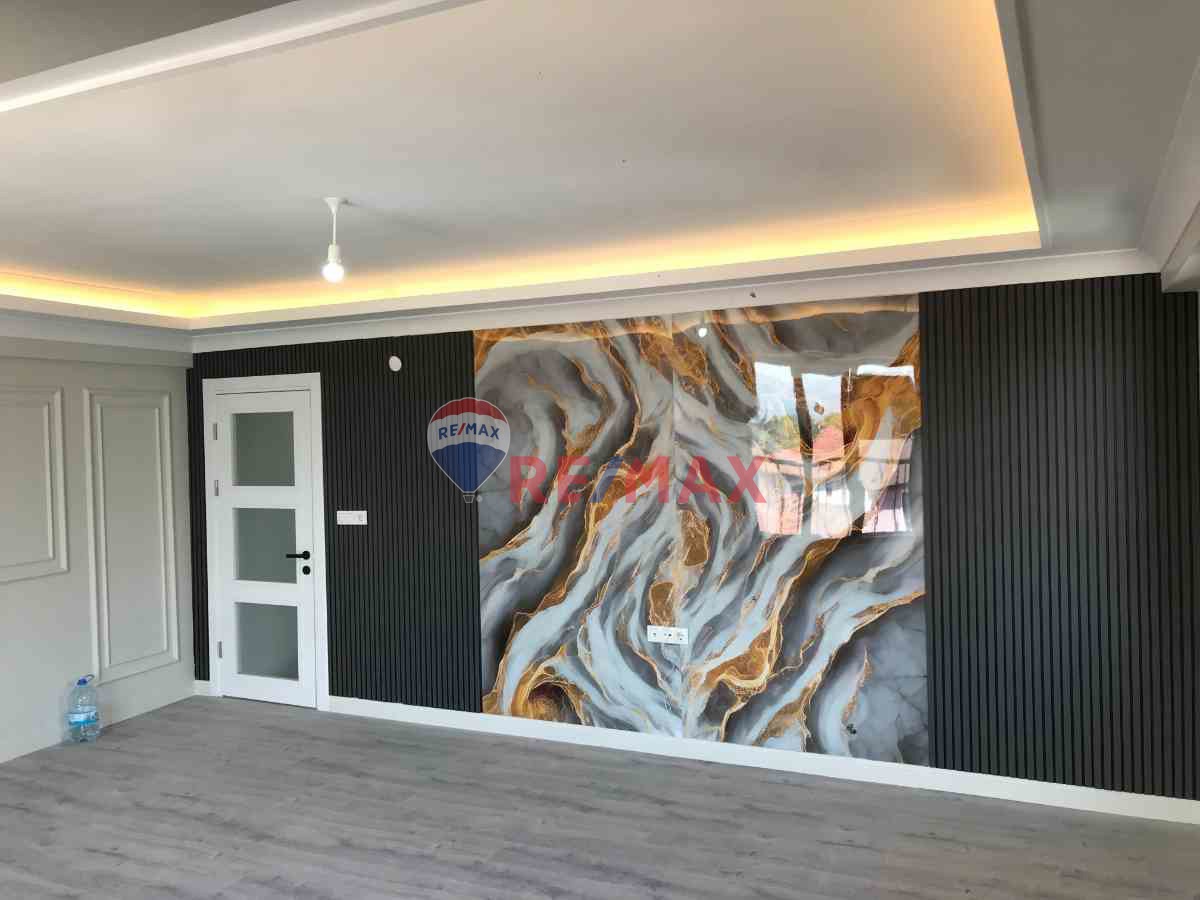REMAX DREAM'DEN KARTEPE SUADİYE'DE 2+1 DUBLEKS DAIRE