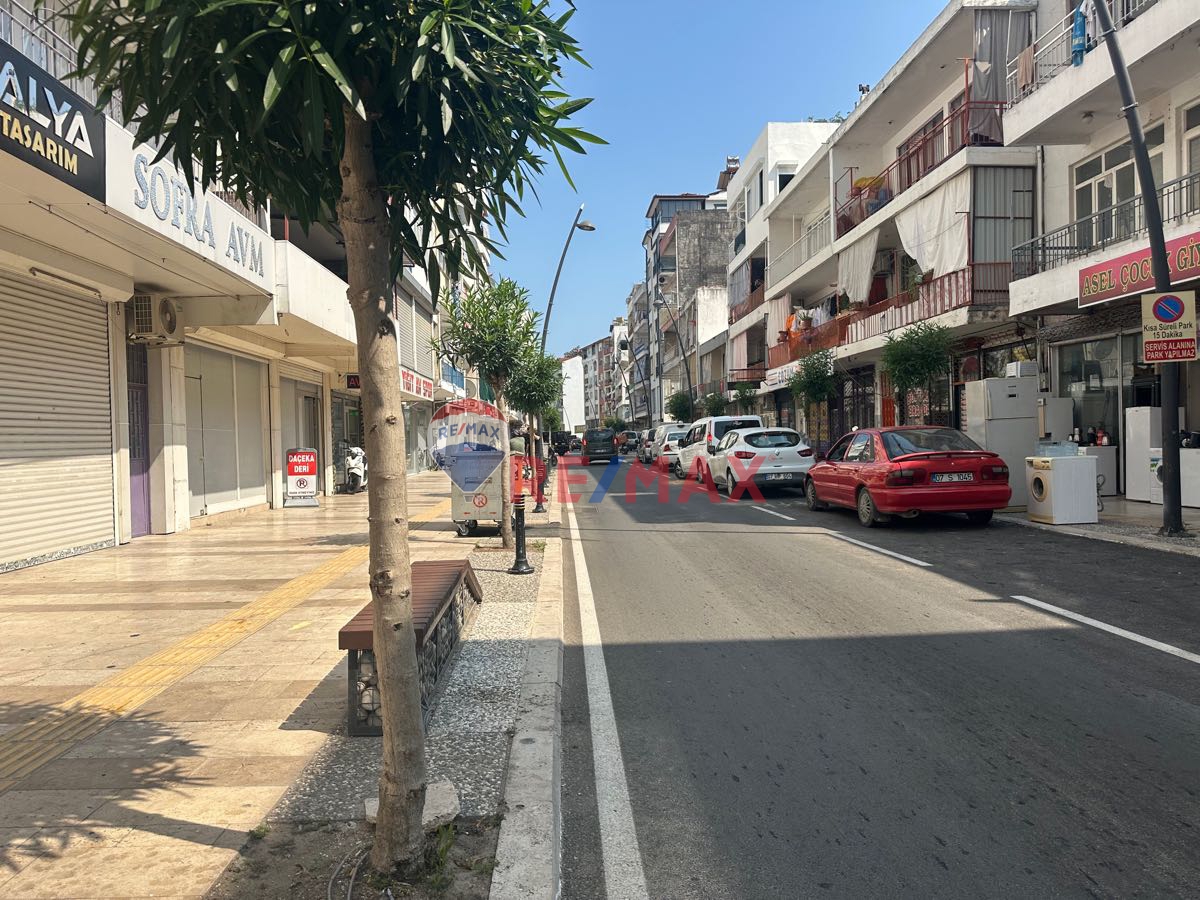 AŞAĞI PAZ MAHALLESİ FEVZİ PAŞA CADDESİNDE SATILIK BİNA