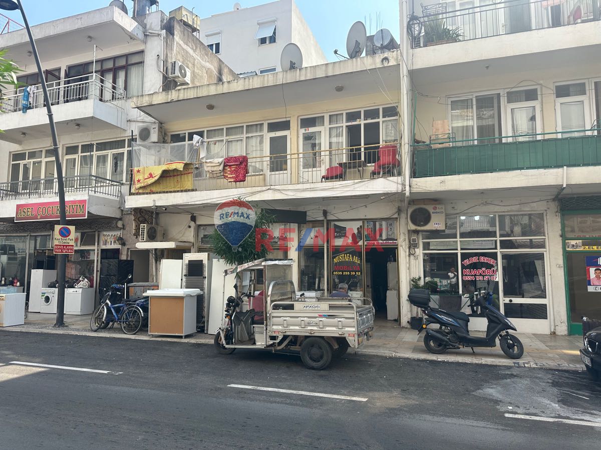 AŞAĞI PAZ MAHALLESİ FEVZİ PAŞA CADDESİNDE SATILIK BİNA