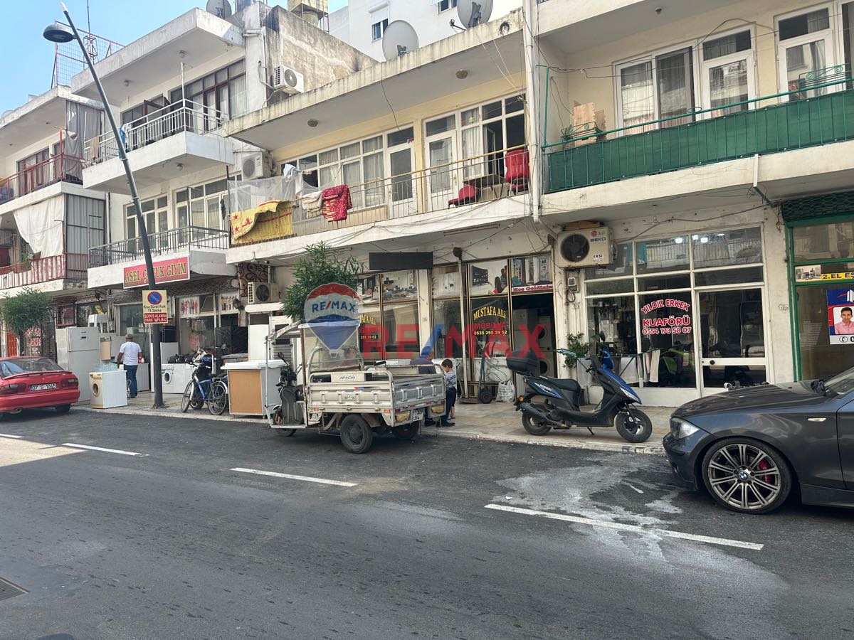 AŞAĞI PAZ MAHALLESİ FEVZİ PAŞA CADDESİNDE SATILIK BİNA