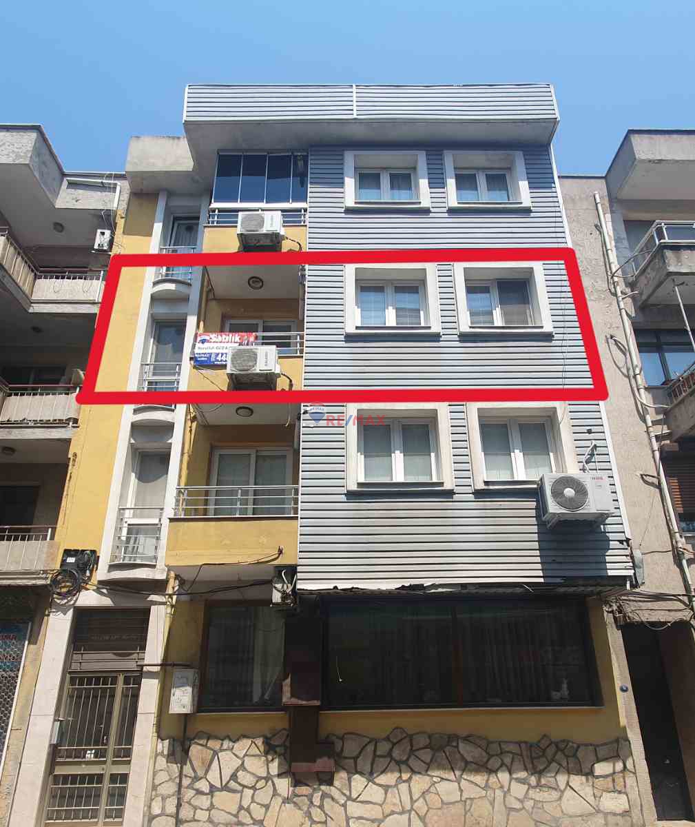 BUCA HÜRRIYET'TE IZBAN'A 600 METRE ARAKAT ÇIFT CEPHE 3+1