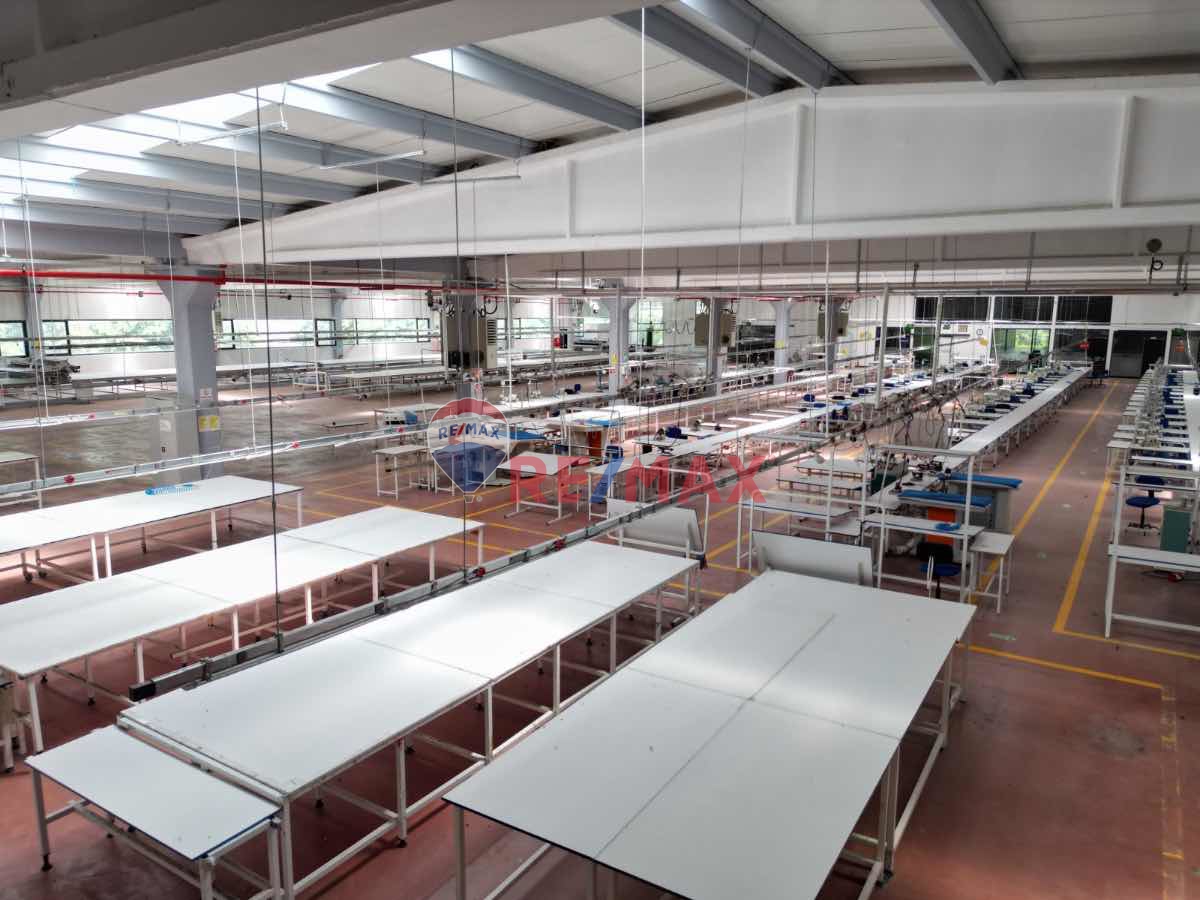 REMAX DOĞUDAN YÜKSEK KAPASİTELİ MODERN FABRİKA