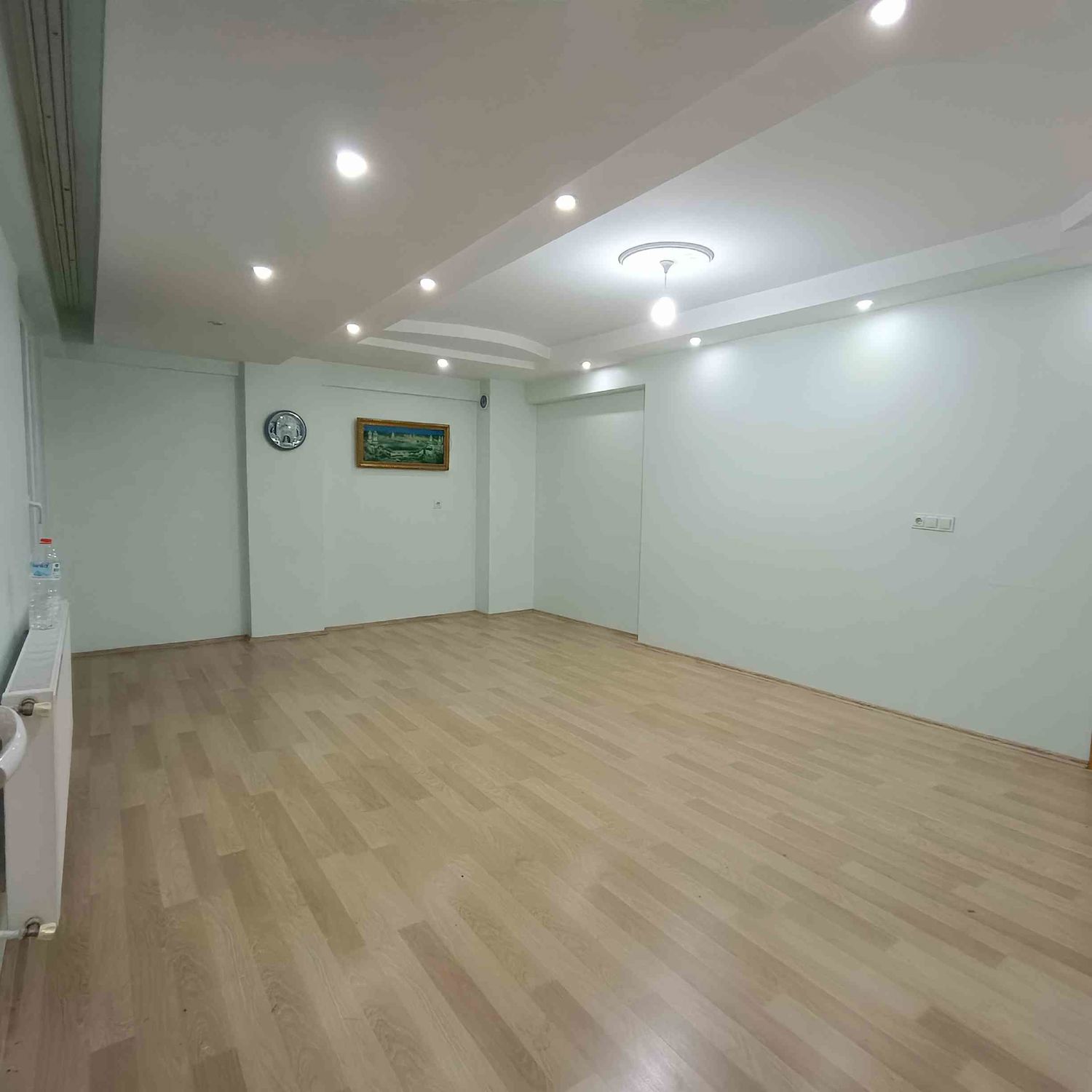 REMAX MODEL DEN AKKONAK MAHALLESINDE 3+1 KİRALIK DAİRE