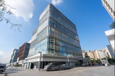 REMAX GELİŞİMDEN FERKO LİNE SİTESİNDE 2+1 KİRALIK EŞYALI DAİRE