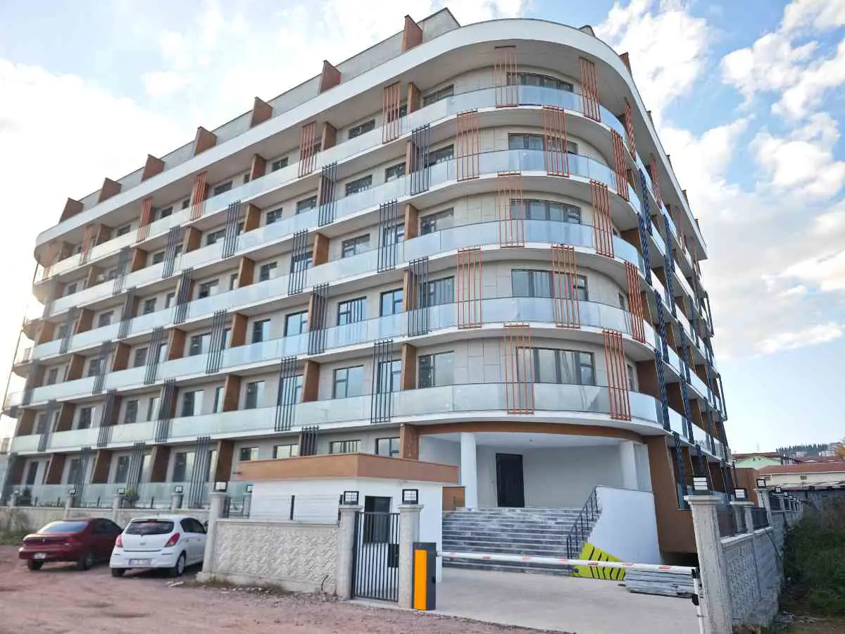 İZMİT YEŞİLOVA TRUVA REZIDANS'TA GÜNEY CEPHE SATILIK 1+1 DAIRE