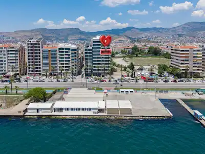 AKSOY YALI PANAROMIK DENIZ MANZARALI SATILIK 3+1  DAIRE