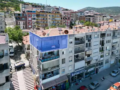 DİKİLİ MERKEZ'DE DENİZE SIFIR KONUMLU FULL DENİZ MANZARALI 2+1 DAİRE!