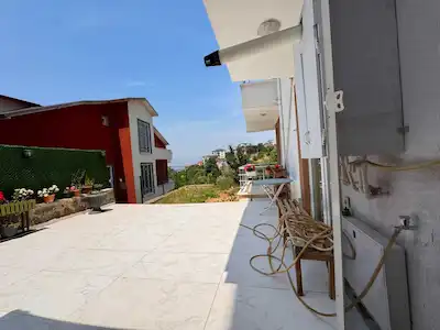 GÖLCÜK YENİ MAHALLEDE,4+1 BAHÇE DUBLEKS SATILIK DAİRE